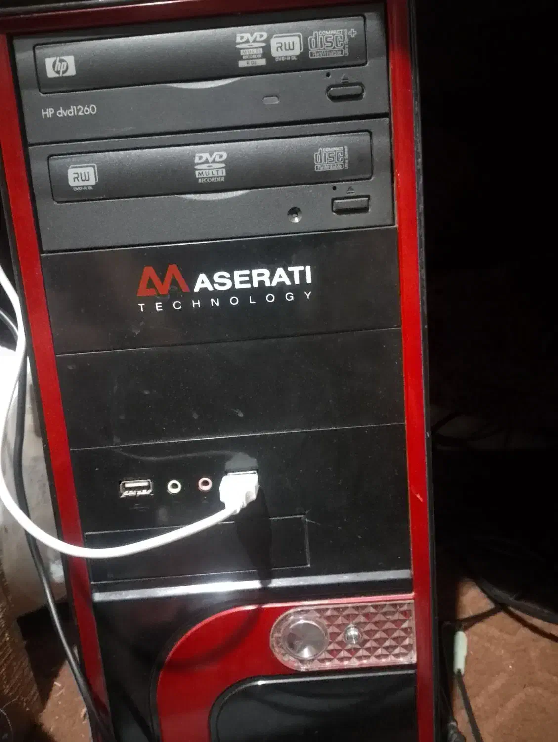 کامپیوتر|رایانه رومیزی|اصفهان, سروستان|دیوار