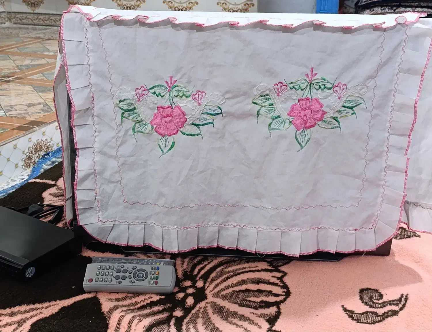 تلویزیون سالم و نو|تلویزیون و پروژکتور|خرمآباد, |دیوار