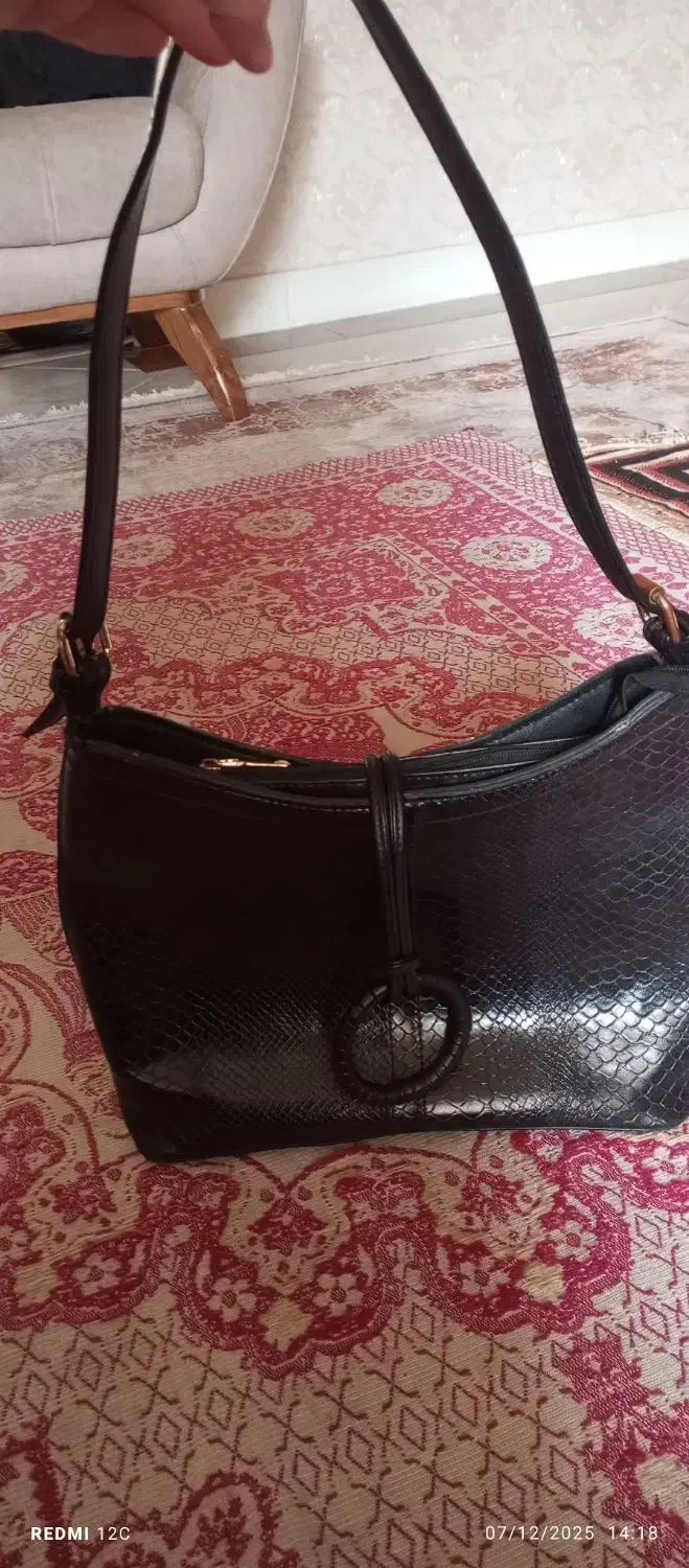 تعدای کیف و کیف پول ب قیمت بسیار مناسب|کیف، کفش، کمربند|پردیس, فاز ۴|دیوار