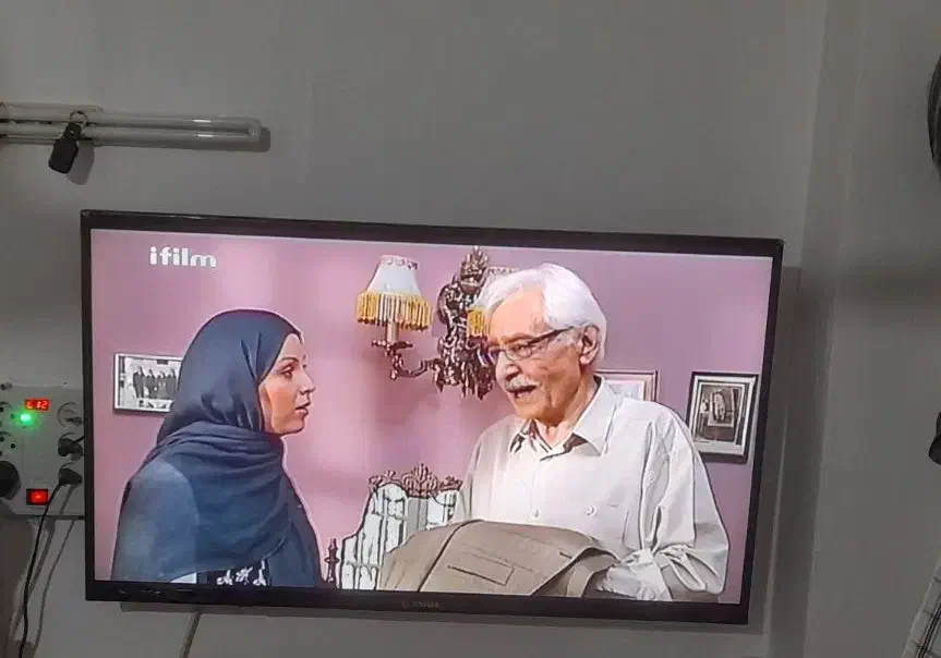 تلویزیون 43اسنوا|تلویزیون و پروژکتور|رودسر, |دیوار