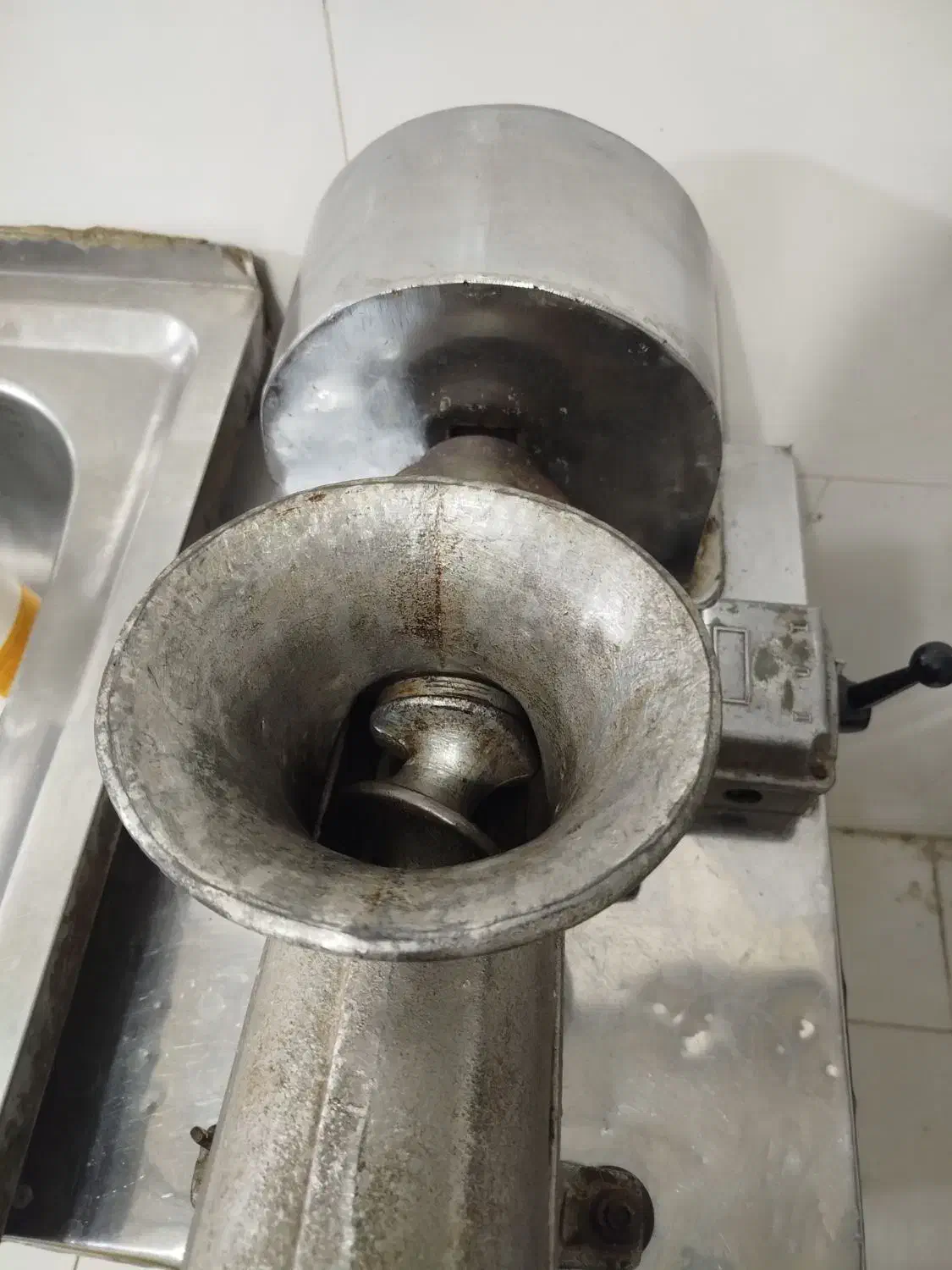 چرخ گوشت|سایر لوازم برقی|لنجان, |دیوار