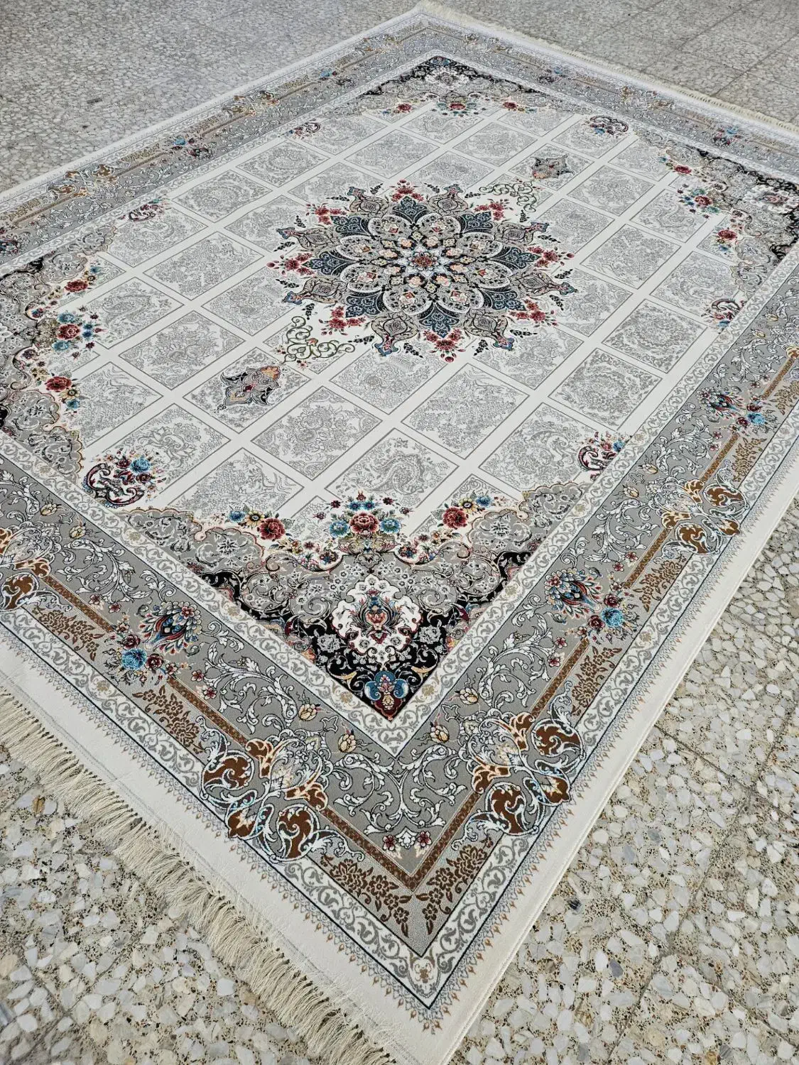 فرش کاخ زرنگار بافت مشهد ۱۰۰۰ شانه تراکم ۳۰۰۰|فرش|تهران, شهرک شریعتی|دیوار