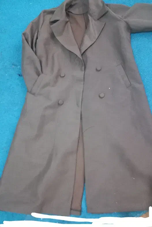 پالتو|لباس|آبیک, |دیوار