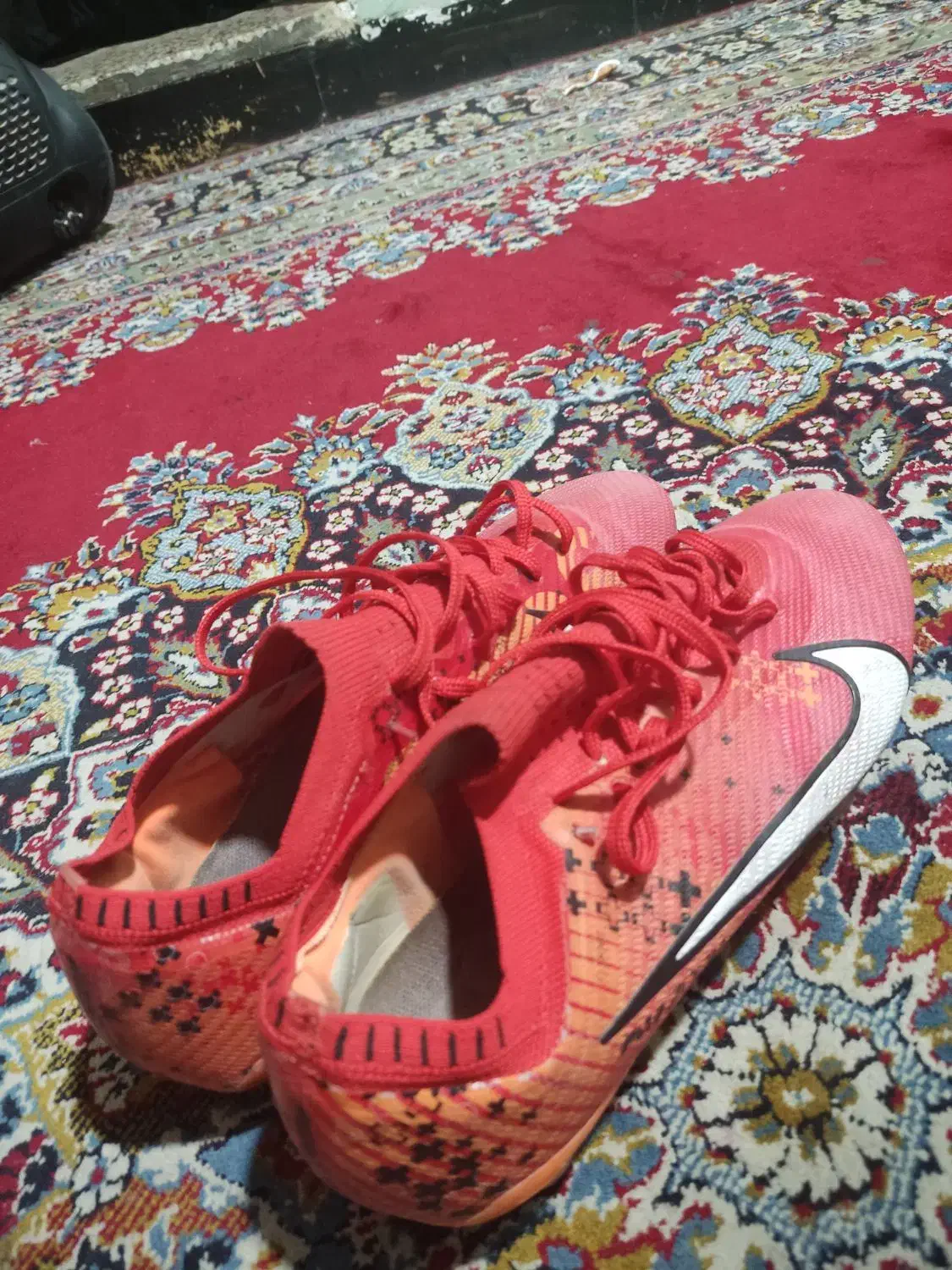 کفش چمن نایک|کیف، کفش، کمربند|یاسوج, |دیوار