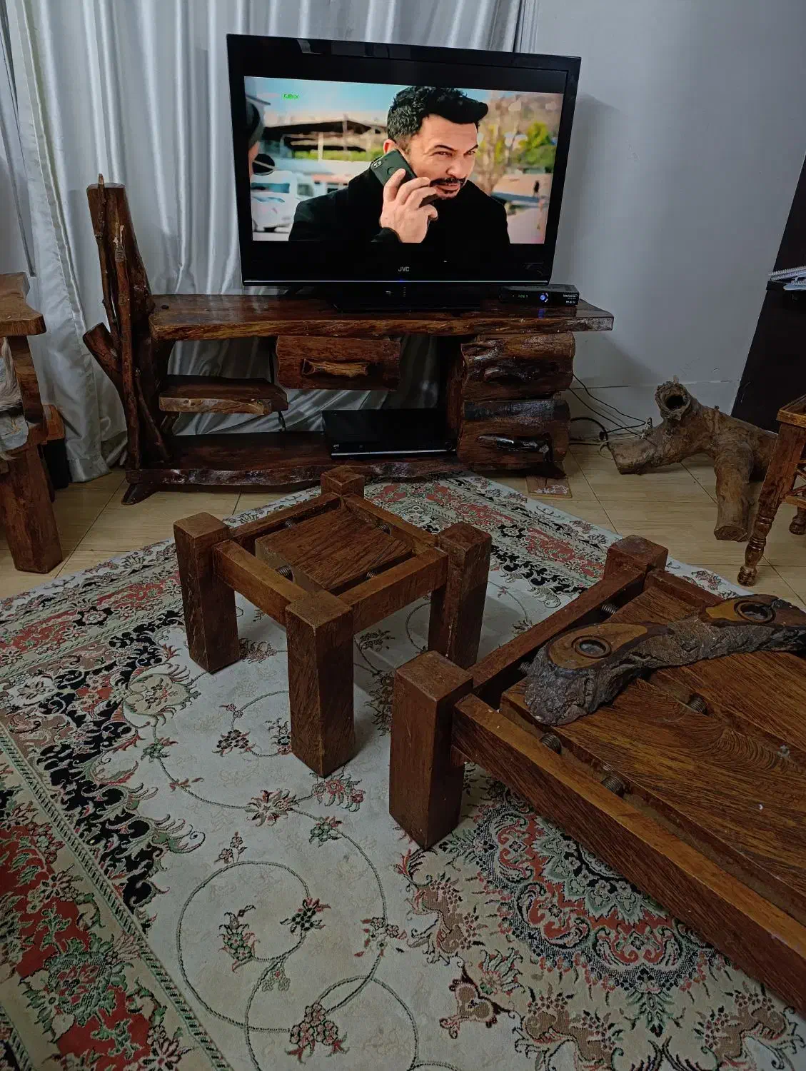 مبلمان منزل و باغ|مبلمان خانگی و میز عسلی|ورامین, شهرک فجر|دیوار