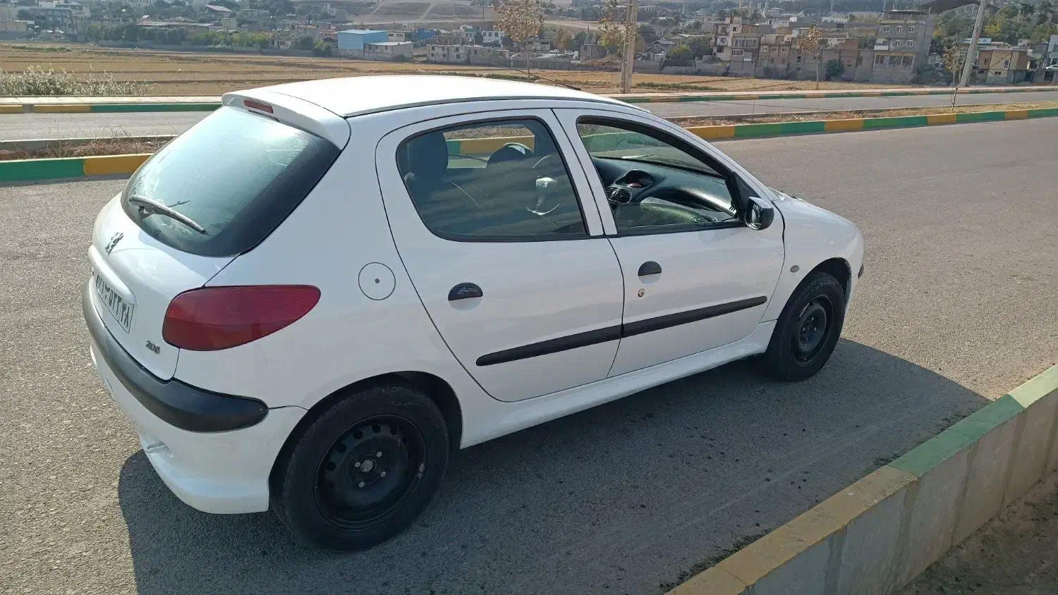 پژو ۲۰۶ مدل ۸۹ تیپ ۳|خودرو سواری و وانت|رشت, باهنر|دیوار