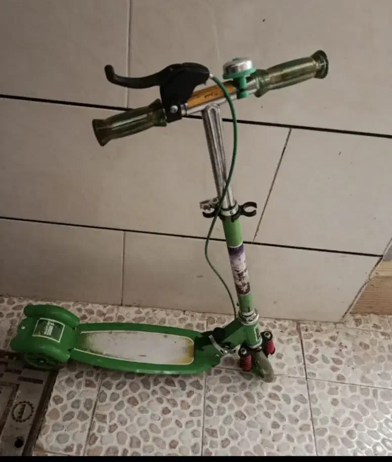 اسکوتر|دوچرخه، اسکیت، اسکوتر|شاهین‌شهر, گزبرخوار|دیوار