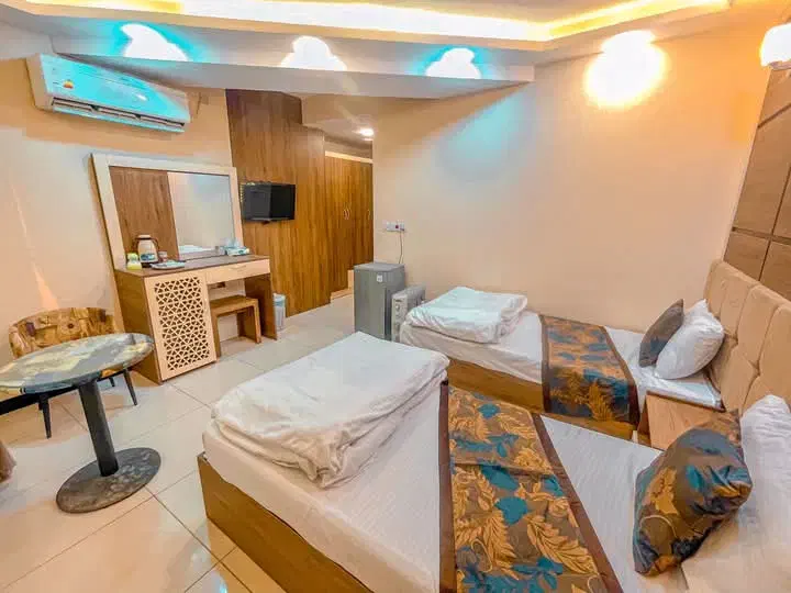 تور کربلاهوایی|تور و چارتر|قم, امامزاده ابراهیم|دیوار