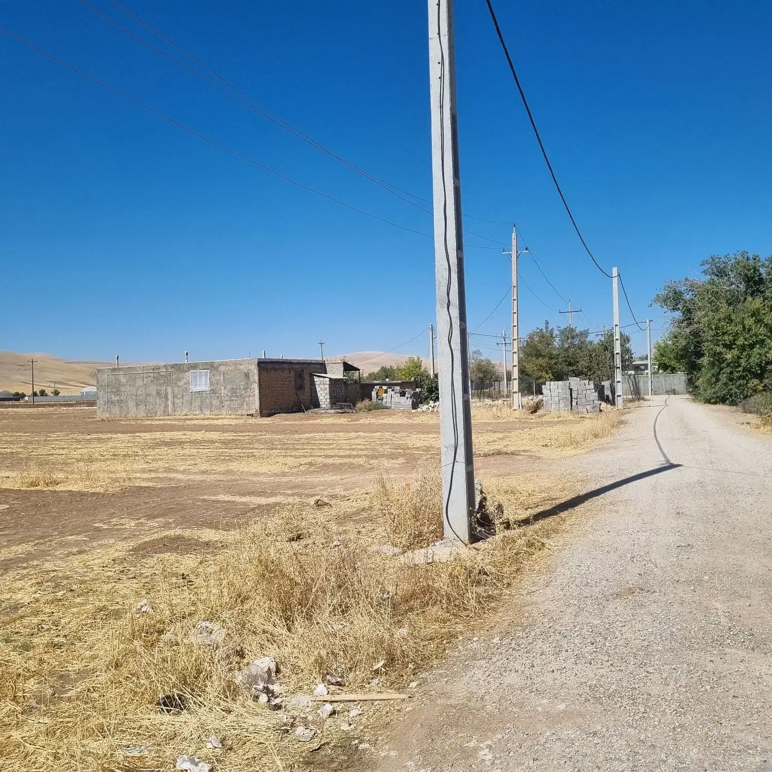 فروش ۱۰۰۰ متری. فقط ۶۰۰ ملیون فقط|فروش دفتر صنعتی، کشاورزی، تجاری|کرمانشاه, |دیوار