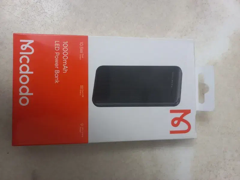 پاور بانک۱۰۰۰۰ میلی امپر داری شارژرباقیمت عالی|لوازم جانبی موبایل و تبلت|فشاپویه, |دیوار