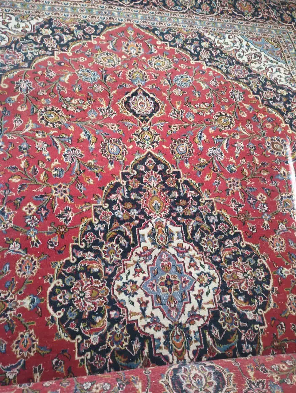 فرش دست بافت|فرش|ری, ولی آباد|دیوار