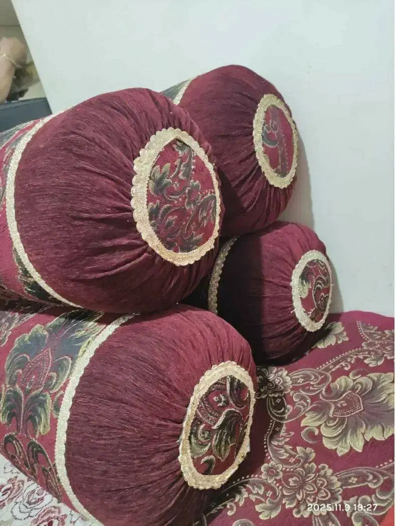 پشتی گرد سنتی|پشتی|فولادشهر, B5|دیوار