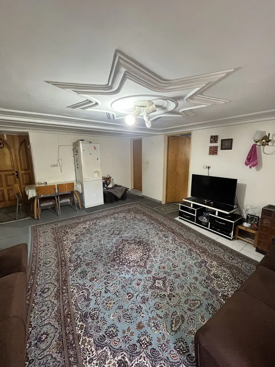 رهن اجاره واحد اپارتمان برا خیابان اصلی ازادگان|اجارهٔ آپارتمان|لاهیجان, کوی آزادگان|دیوار