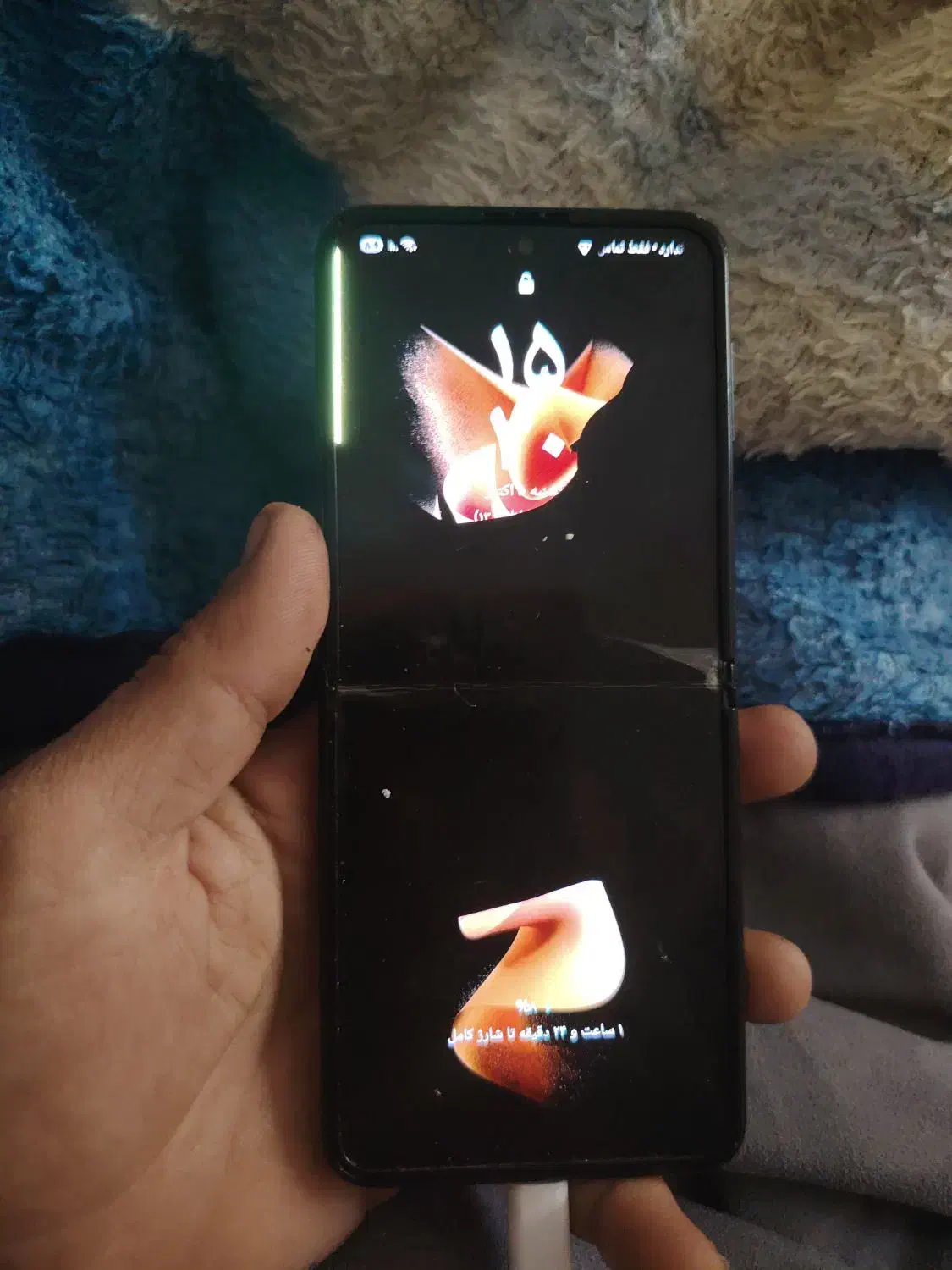 گوشی گلکسی z Flip 3 ال سی دی شکسته|موبایل|آباده, |دیوار