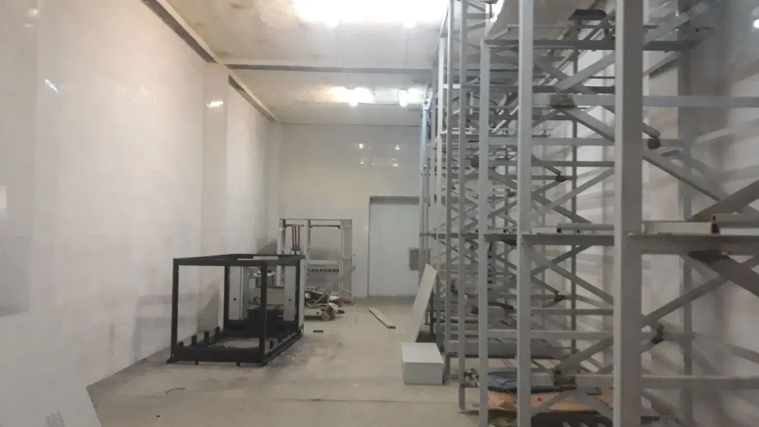 اجاره سردخانه دو مداره در جاده مخصوص|اجارهٔ دفتر صنعتی، کشاورزی، تجاری|تهران, چیتگر جنوبی|دیوار