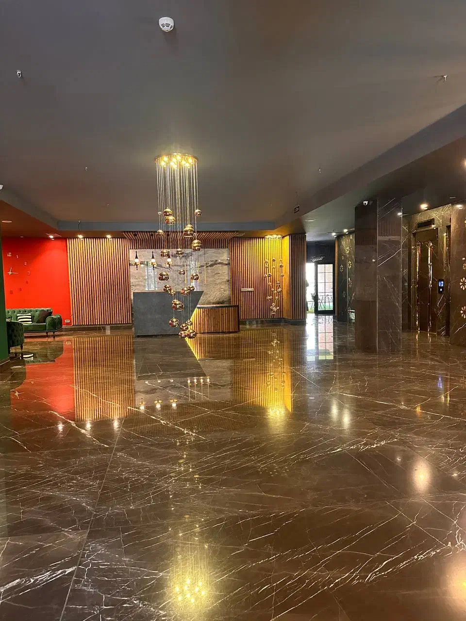 برج باغ مشاعات دار ۵۱ متری مجلل مختص سخت پسندان