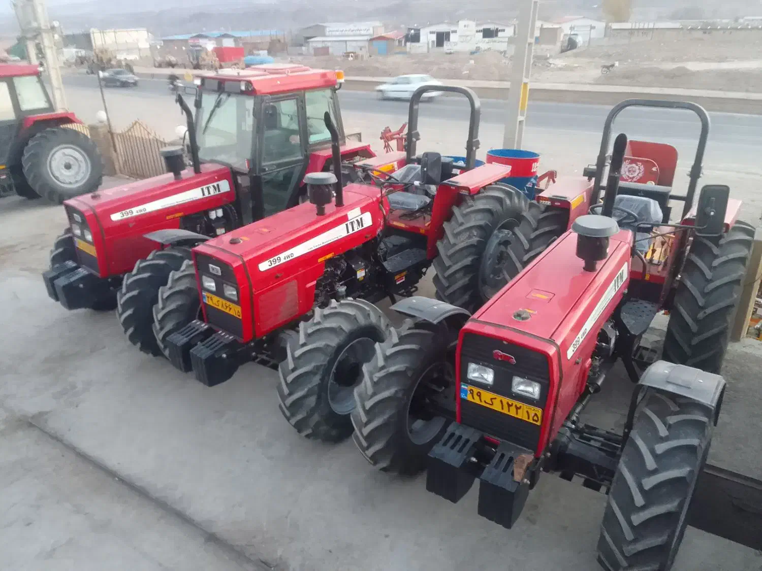 سه دستگاه تراکتور ۳۹۹ کابین دار و بدون کابین|خودرو سنگین|اهر, |دیوار