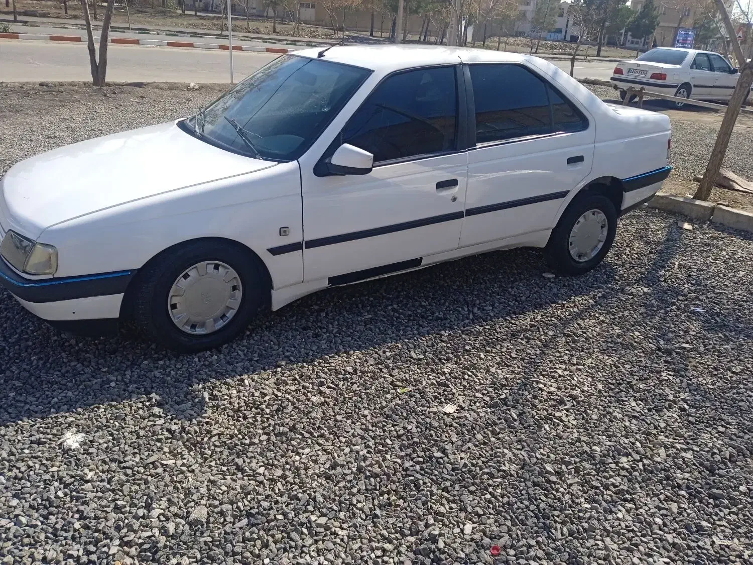 پژو 405 تغیر رنگ انژکتور 1800|خودرو سواری و وانت|سبزوار, توحیدشهر|دیوار