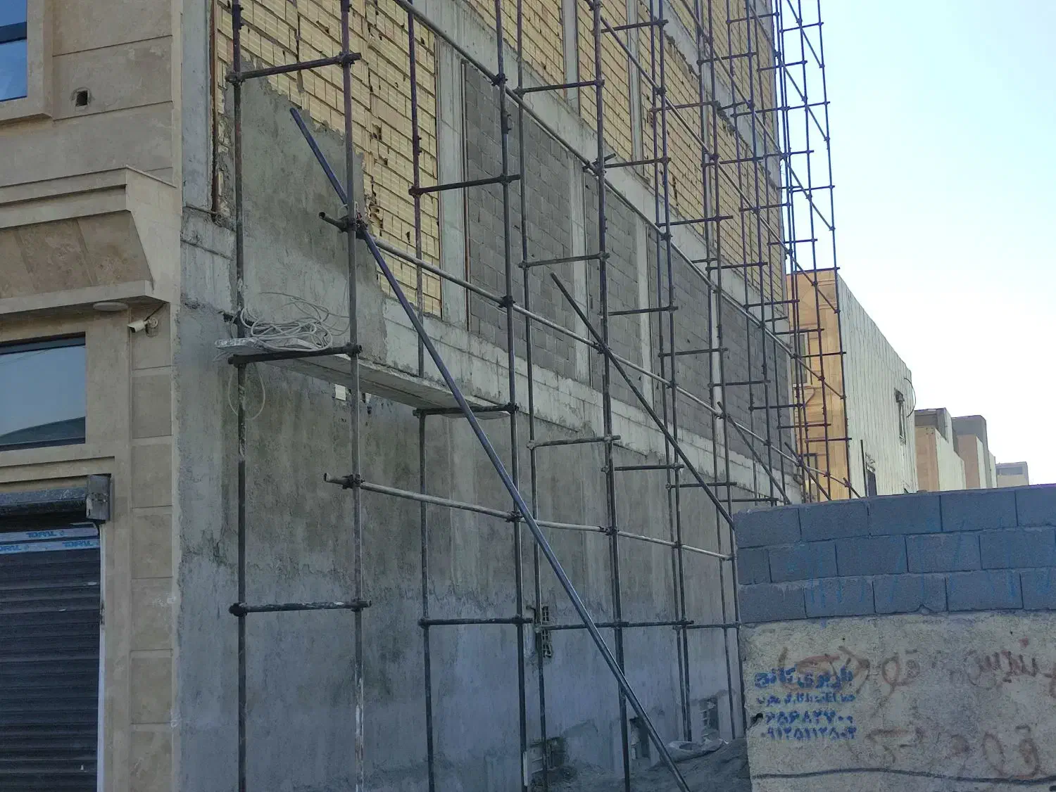 سیمانکار ۵۰۰ متر|استخدام معماری، عمران و ساختمانی|شهریار, شهرک وائین|دیوار