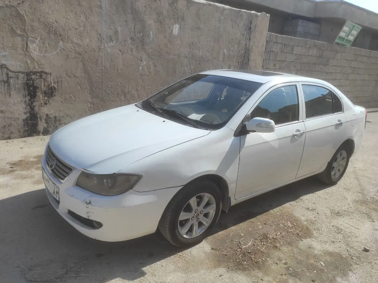 لیفان ۶۲۰موتور۱۸۰۰مدل۹۳سفید|خودرو سواری و وانت|نورآباد ممسنی, |دیوار