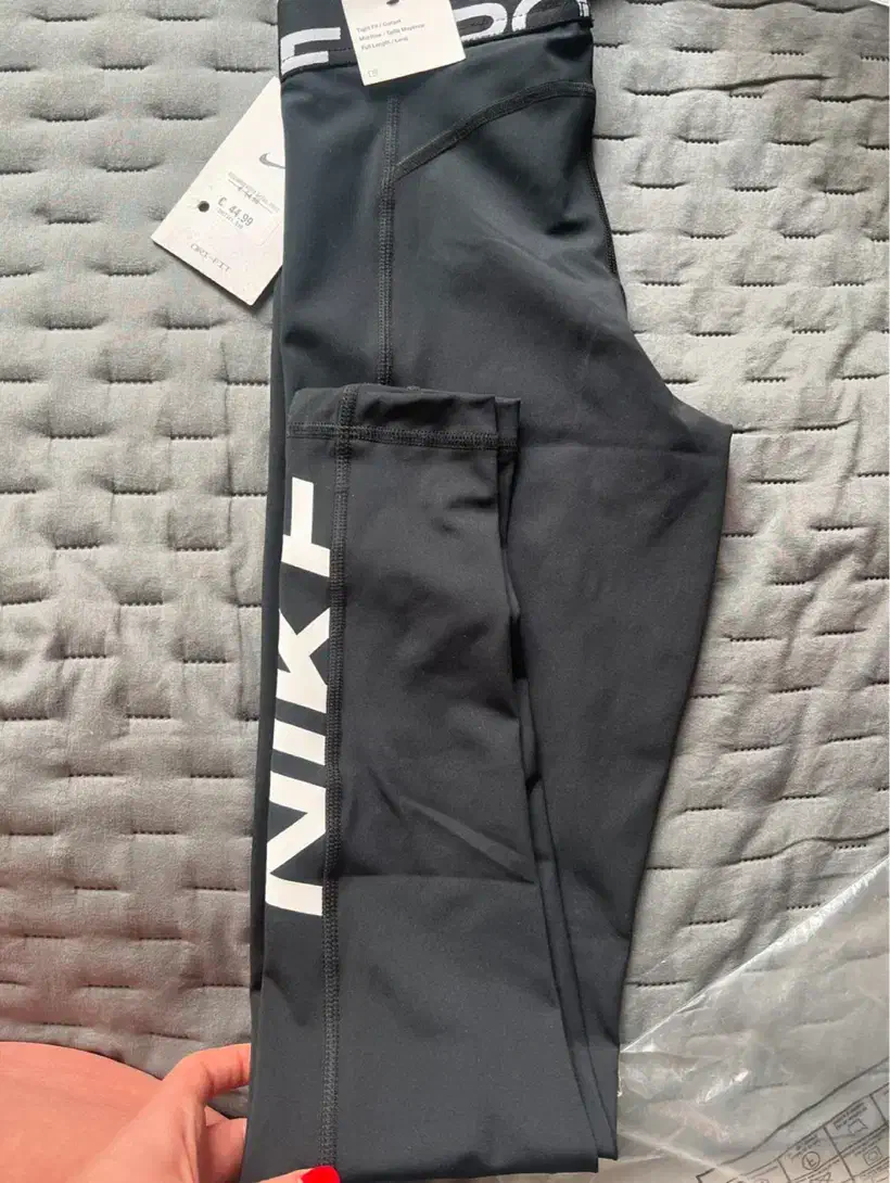 لگ ورزشی نایک|لباس|تهران, سعادتآباد|دیوار