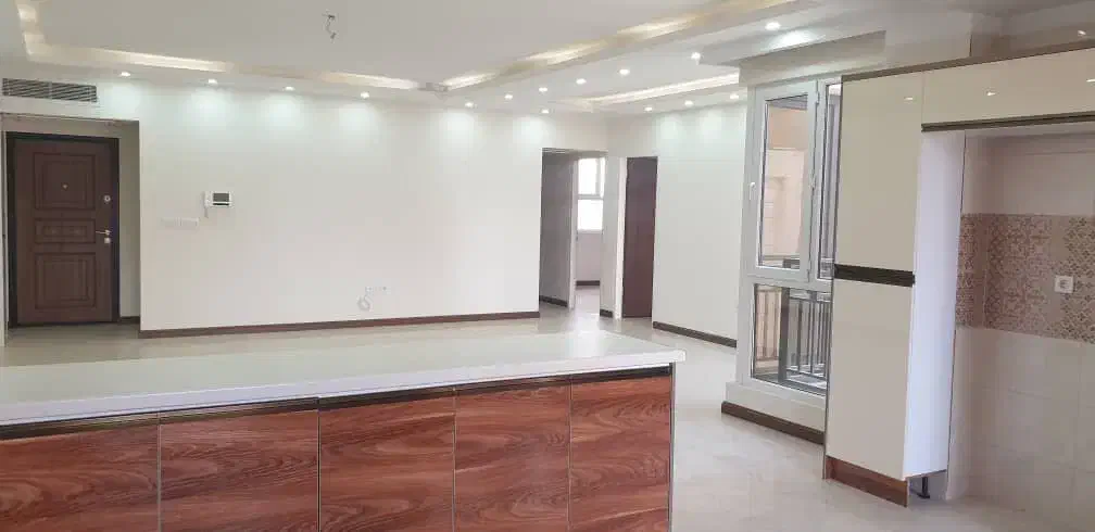 ۱۴۵ متر ۳ خواب نوساز تکواحدی/ ۲ نبش میدان ۳۱