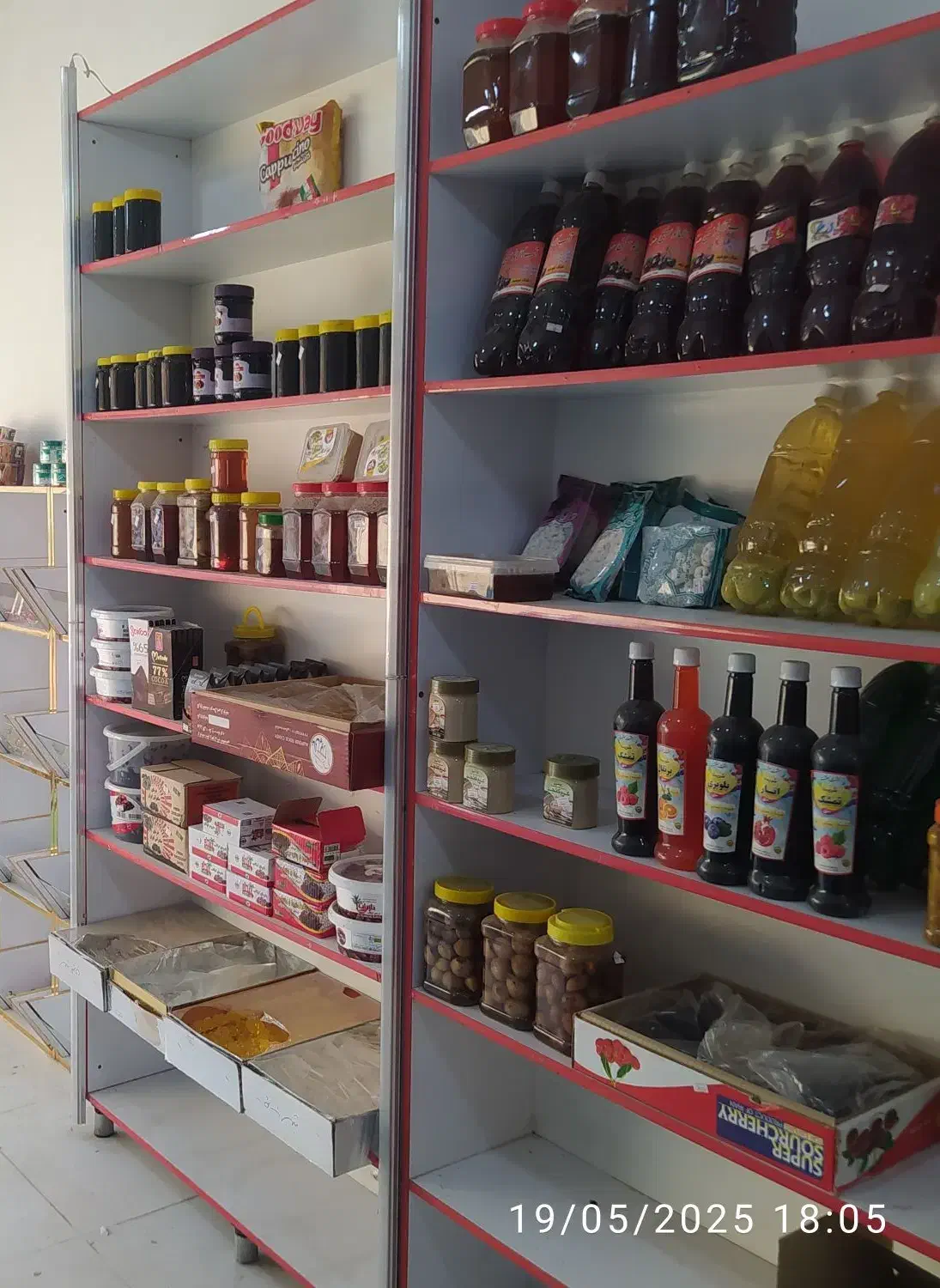 قفسه و استند آجیل و ...|فروشگاه و مغازه|شیراز, رکنآباد|دیوار