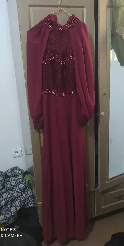 دو لباس مجلسی|لباس|زابل, |دیوار