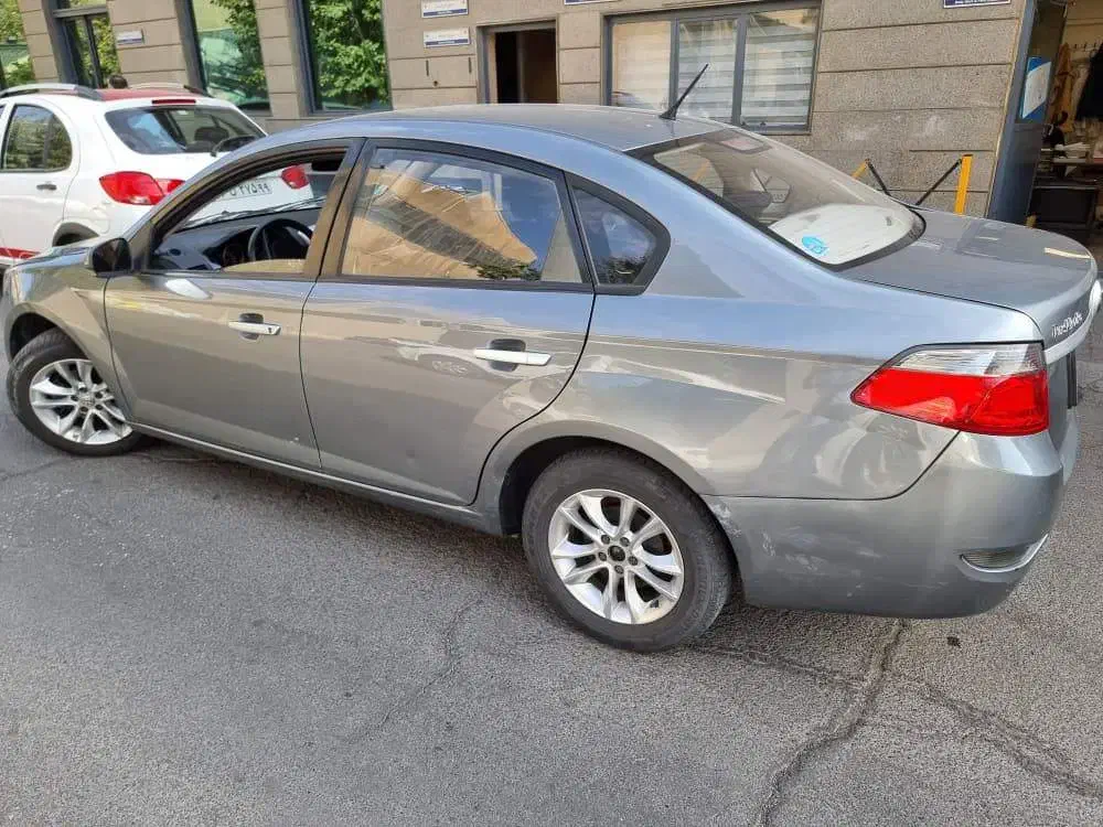 برلیانس دنده ای h330 مدل 1395|خودرو سواری و وانت|تهران, جردن|دیوار