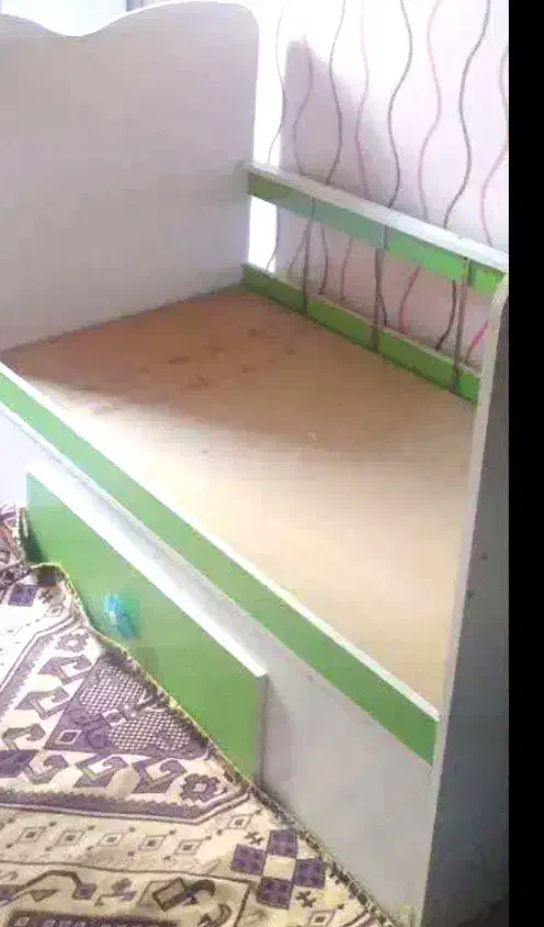 تخت کودک|تخت و سرویس خواب|محمدشهر, محمدشهر|دیوار