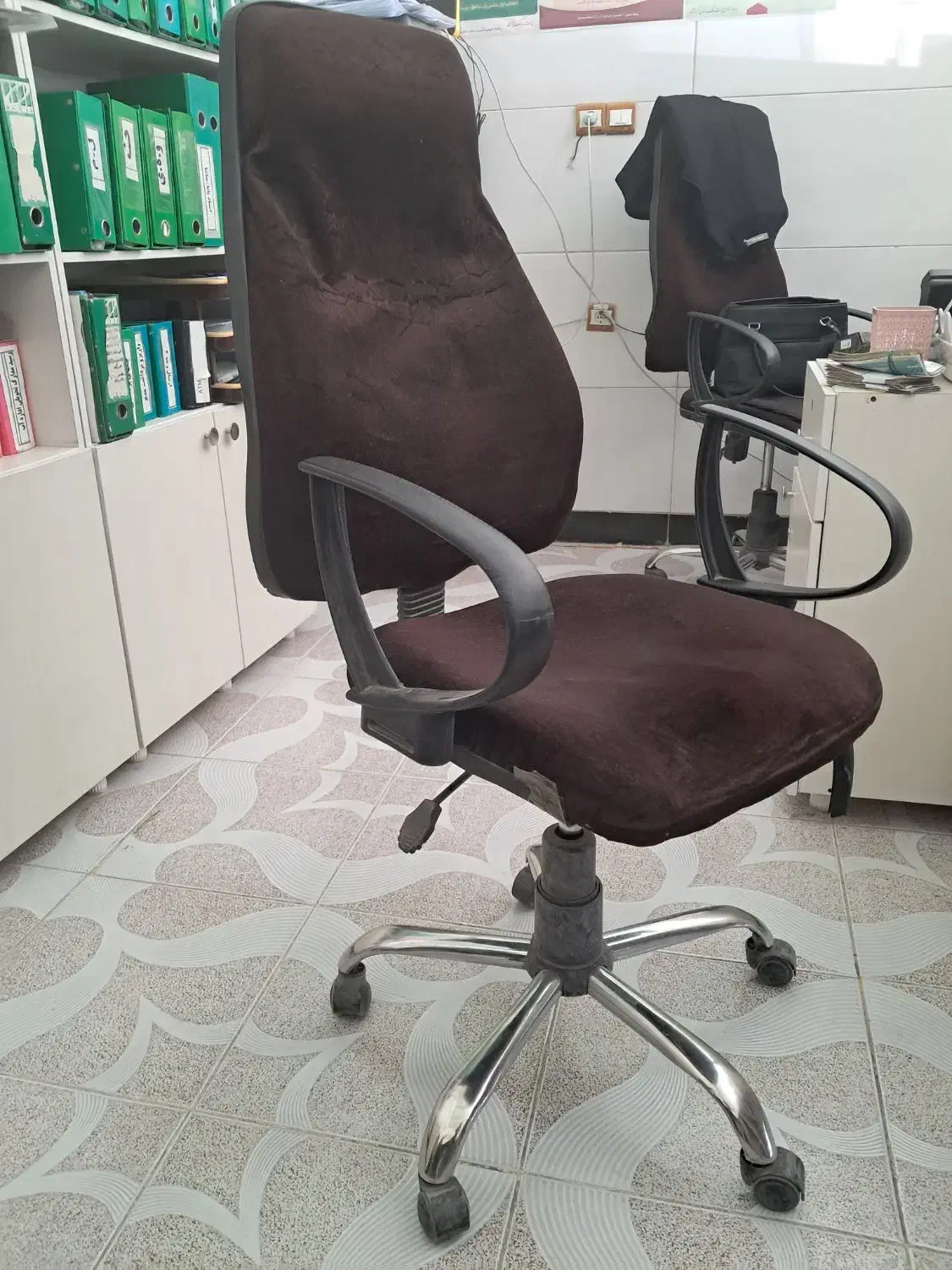 صندلی اداری ۷ عدد|مبلمان اداری|کرمانشاه, |دیوار