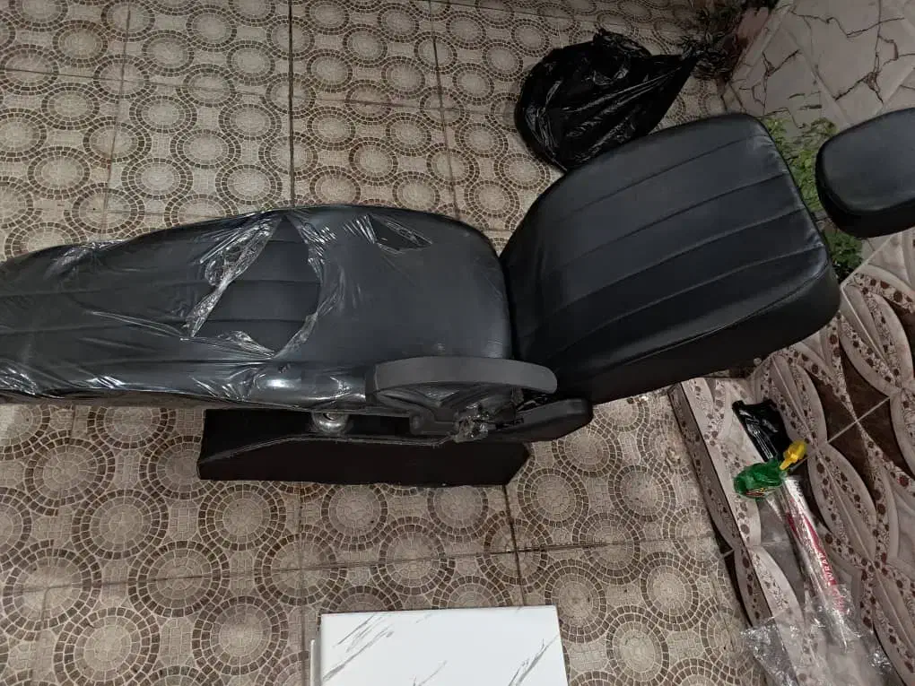 لوازم ارایشگاهی|آرایشگاه و سالن‌های زیبایی|کومله, |دیوار