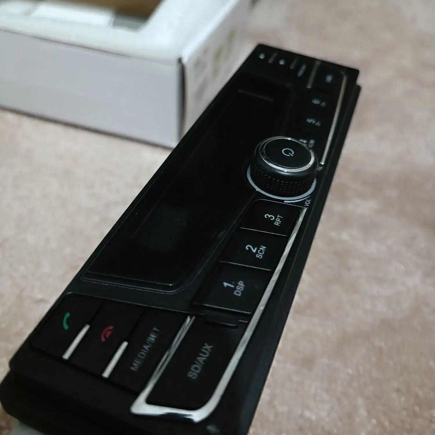 ضبط رانا پلاس به همراه قاب اصلی|قطعات یدکی و لوازم جانبی|الوند, |دیوار