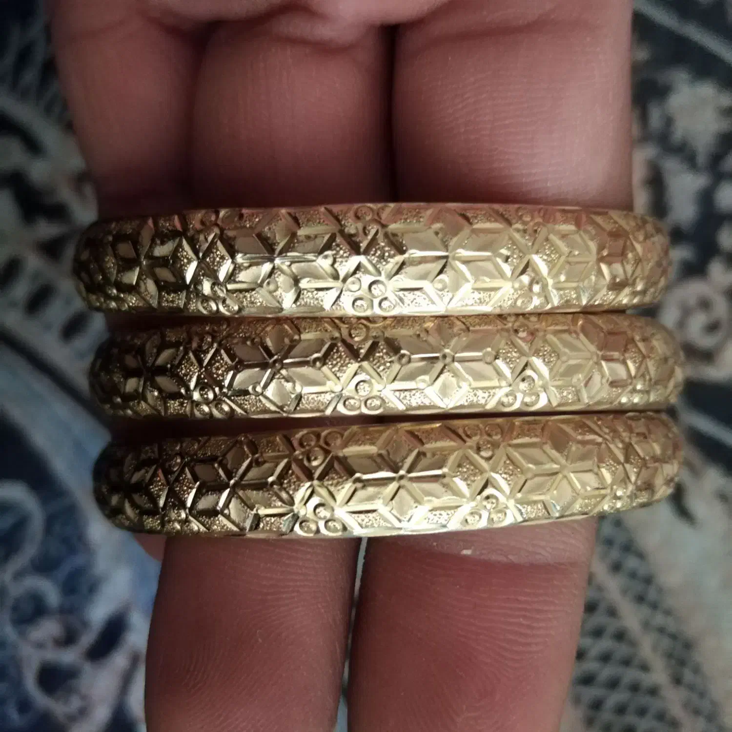 طلای سالم و بدون شکستگی 150 بالای تابلو|جواهرات|برازجان, |دیوار