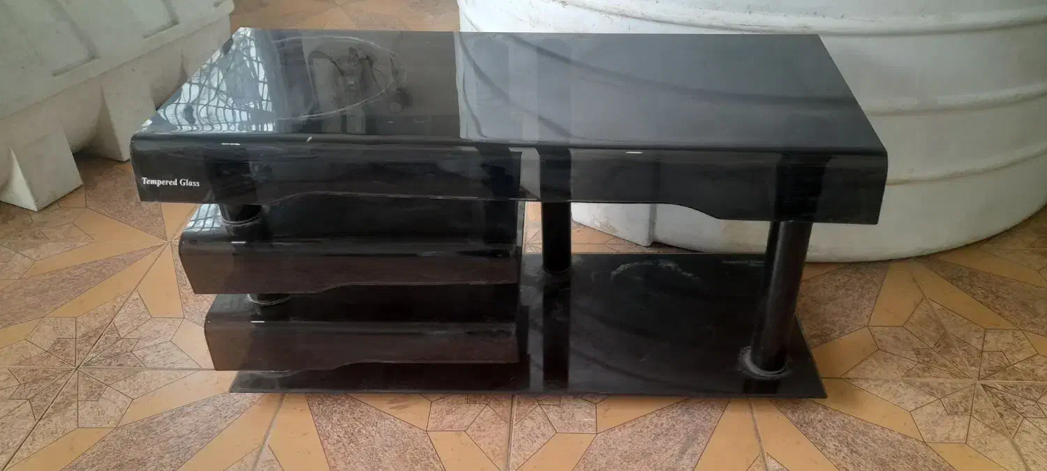 میز زیرتلویزیونی|میز تلویزیون|قم, شهر قائم|دیوار