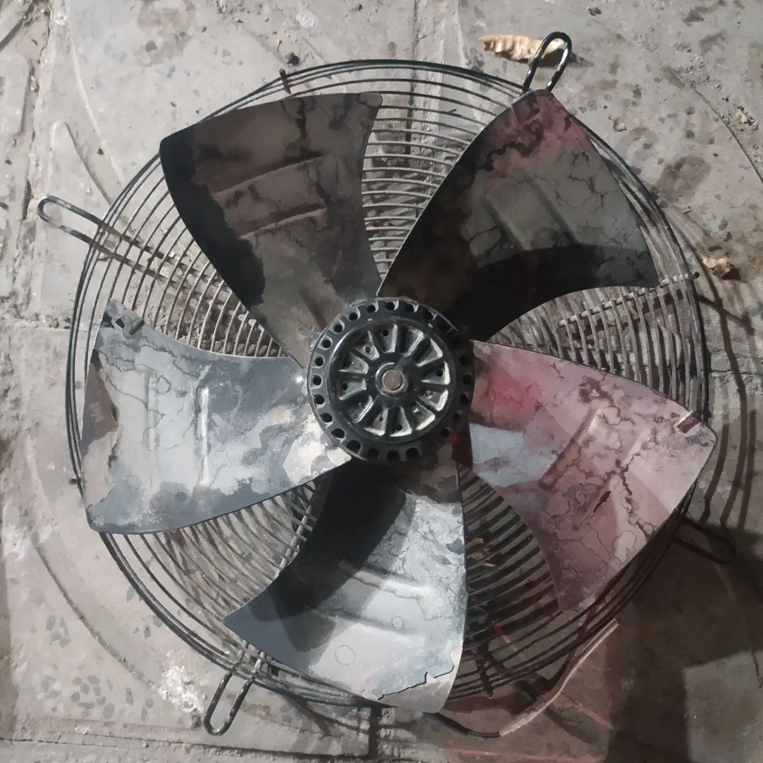 فن دائم کار|ماشین‌آلات صنعتی|نهاوند, |دیوار