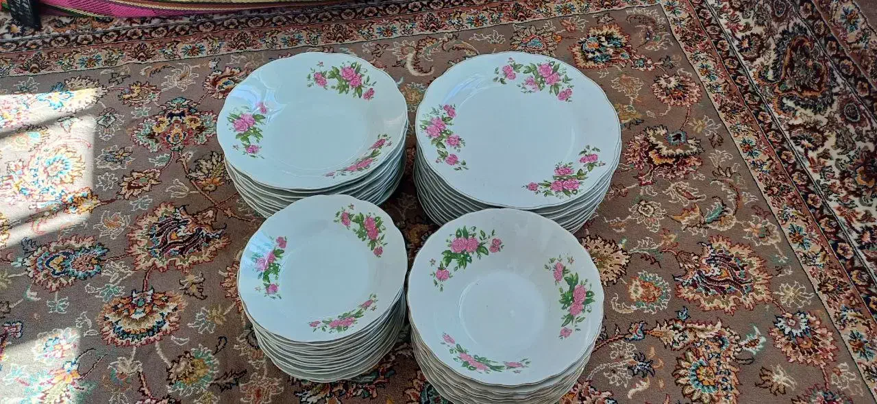 چینی گل سرخ نو|ظروف سرو و پذیرایی|جوانرود, |دیوار