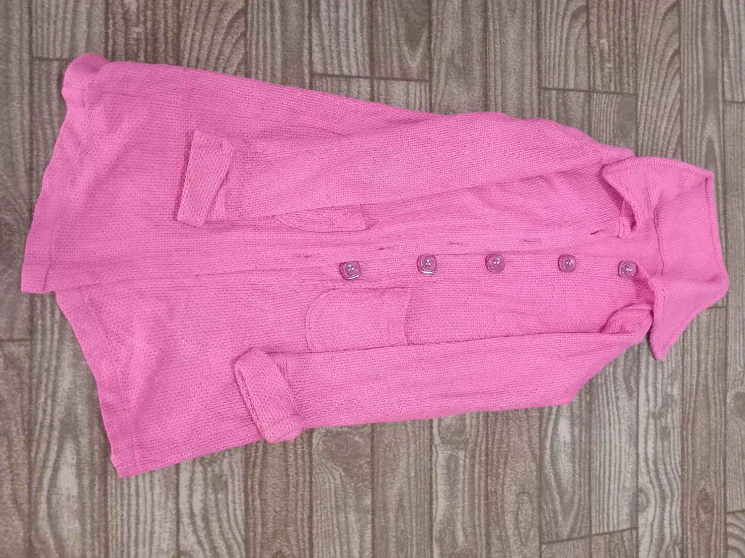 پالتو|لباس|ساوه, |دیوار