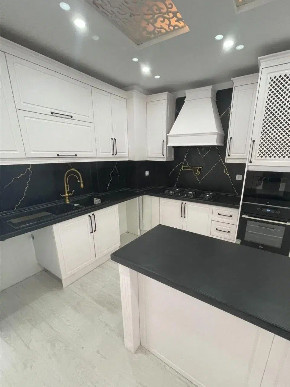 100متربرج باغ مجلل الماس وام اماده تهاتر ملک خودرو|فروش آپارتمان|تهران, دریاچه شهدای خلیج فارس|دیوار