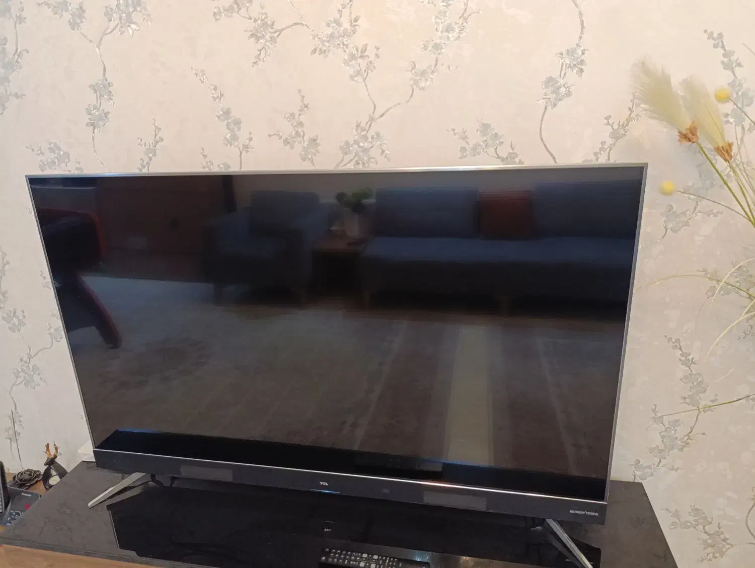 تلویزیون ۴k برند tcl سایز ۵۵ بدون تصویر|تلویزیون و پروژکتور|فردیس, منظریه|دیوار