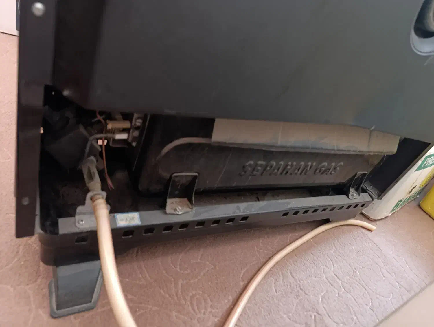 فروش ۲ عدد بخاری گازی سپاهان گاز بزرگ در حد نو|بخاری، هیتر، شومینه|سهند, |دیوار