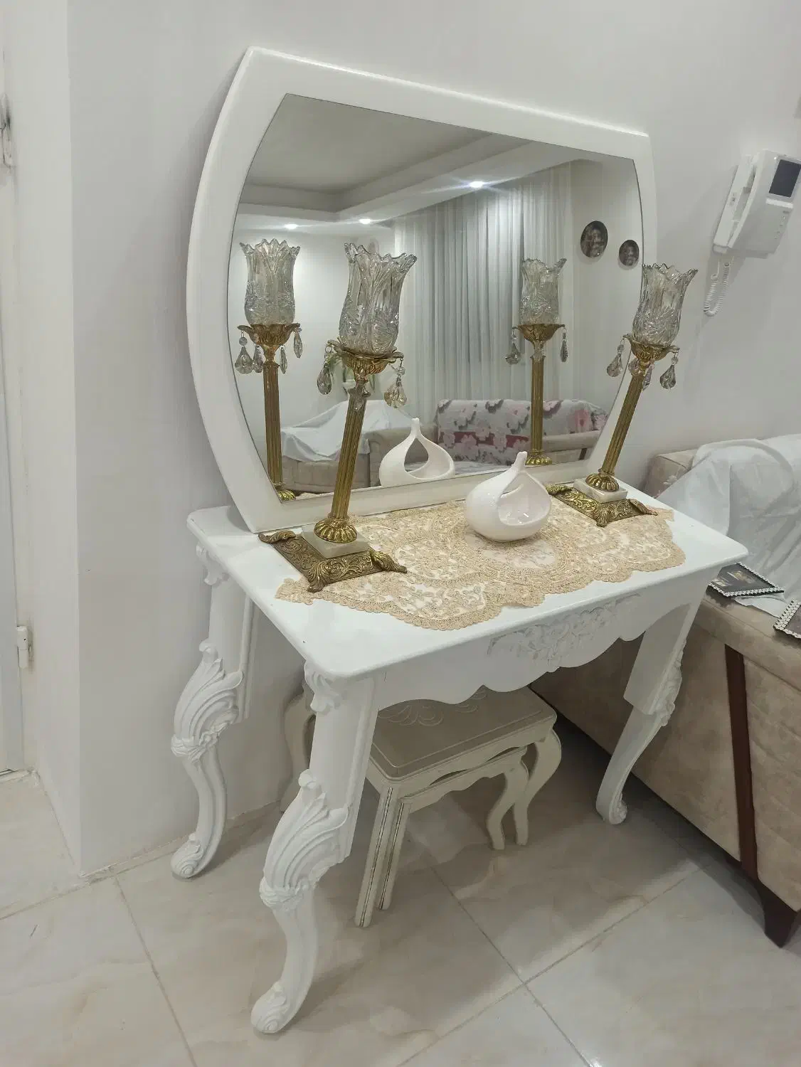 میز و آینه کنسول ام دی اف|بوفه، ویترین، کنسول|ارومیه, |دیوار