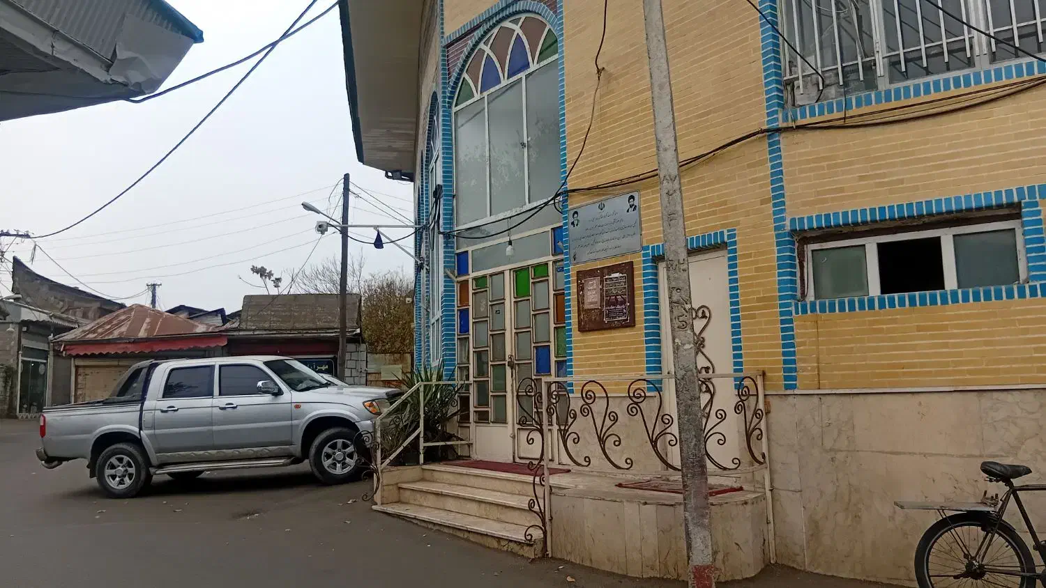 اجاره مغازه|اجارهٔ مغازه و غرفه|رشت, خواهر امام|دیوار