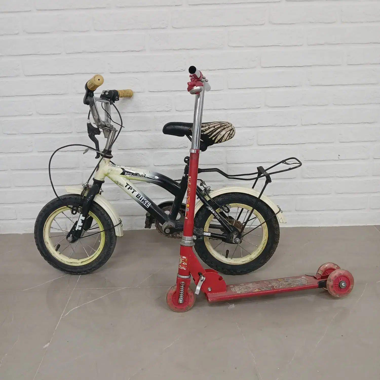 یک دوچرخه ۱۲ و یک اسکوتر|دوچرخه، اسکیت، اسکوتر|کرج, مهرویلا جنوبی|دیوار