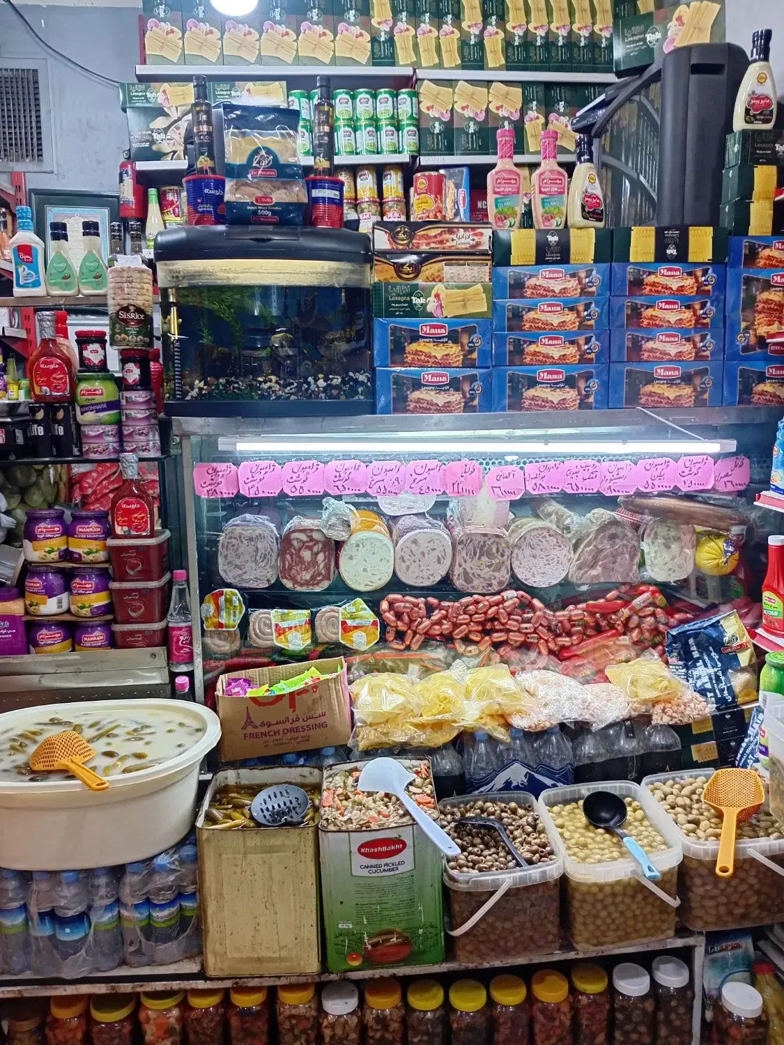 مغازه بر اصلی مجیدیه اجاره فقط سوسیس کالباسی|اجارهٔ مغازه و غرفه|تهران, دبستان|دیوار