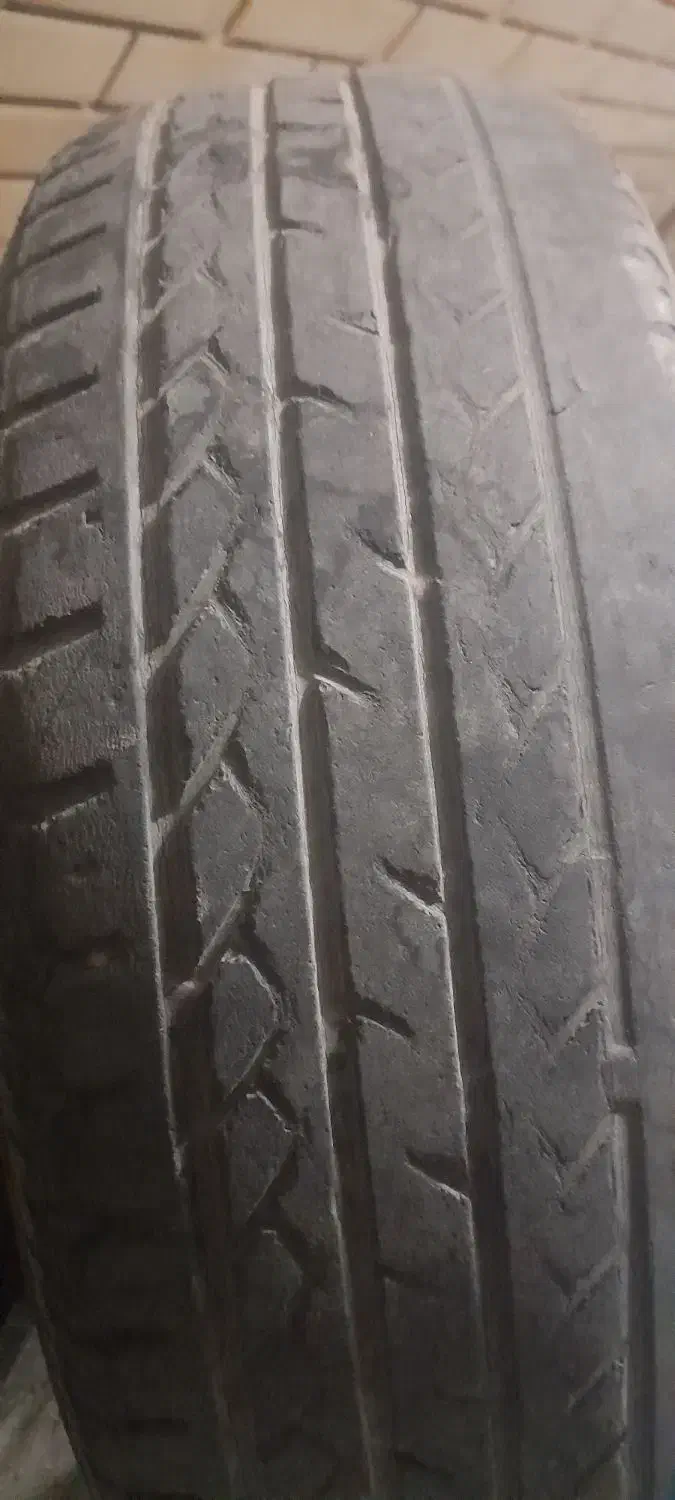 لاستیک|قطعات یدکی و لوازم جانبی|سیرجان, |دیوار