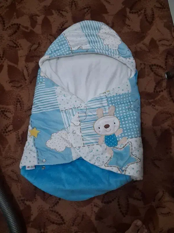 قنداق فرنگی|اسباب و اثاث بچه|بروجرد, |دیوار