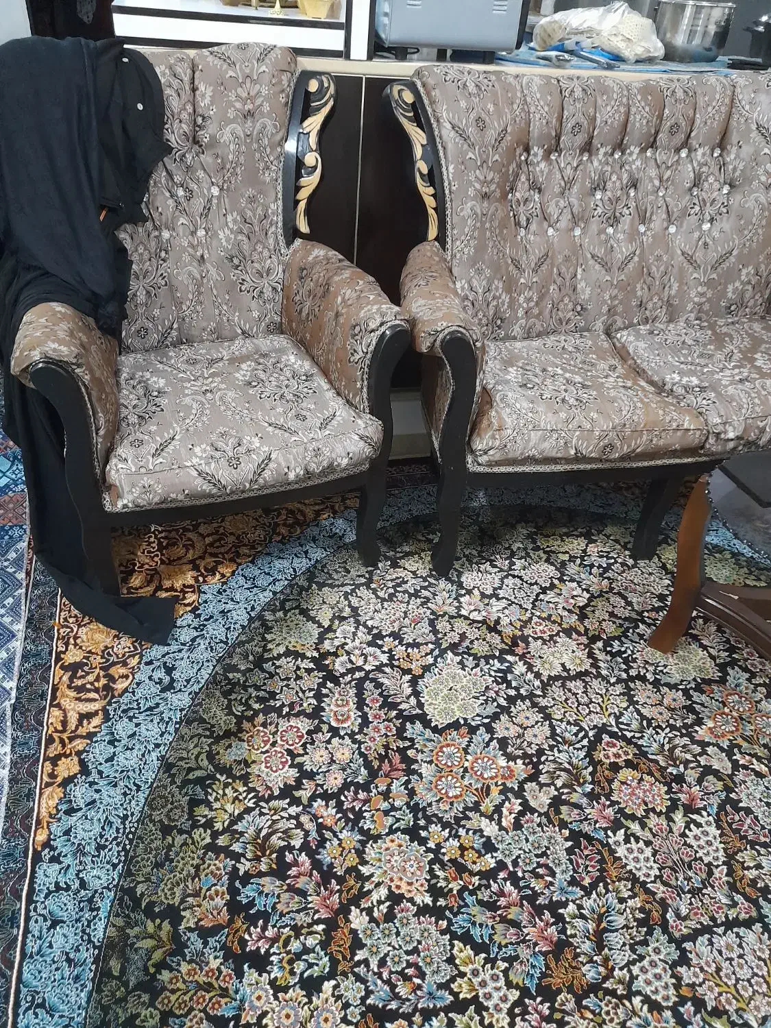 مبل|مبلمان خانگی و میز عسلی|زرندیه, |دیوار