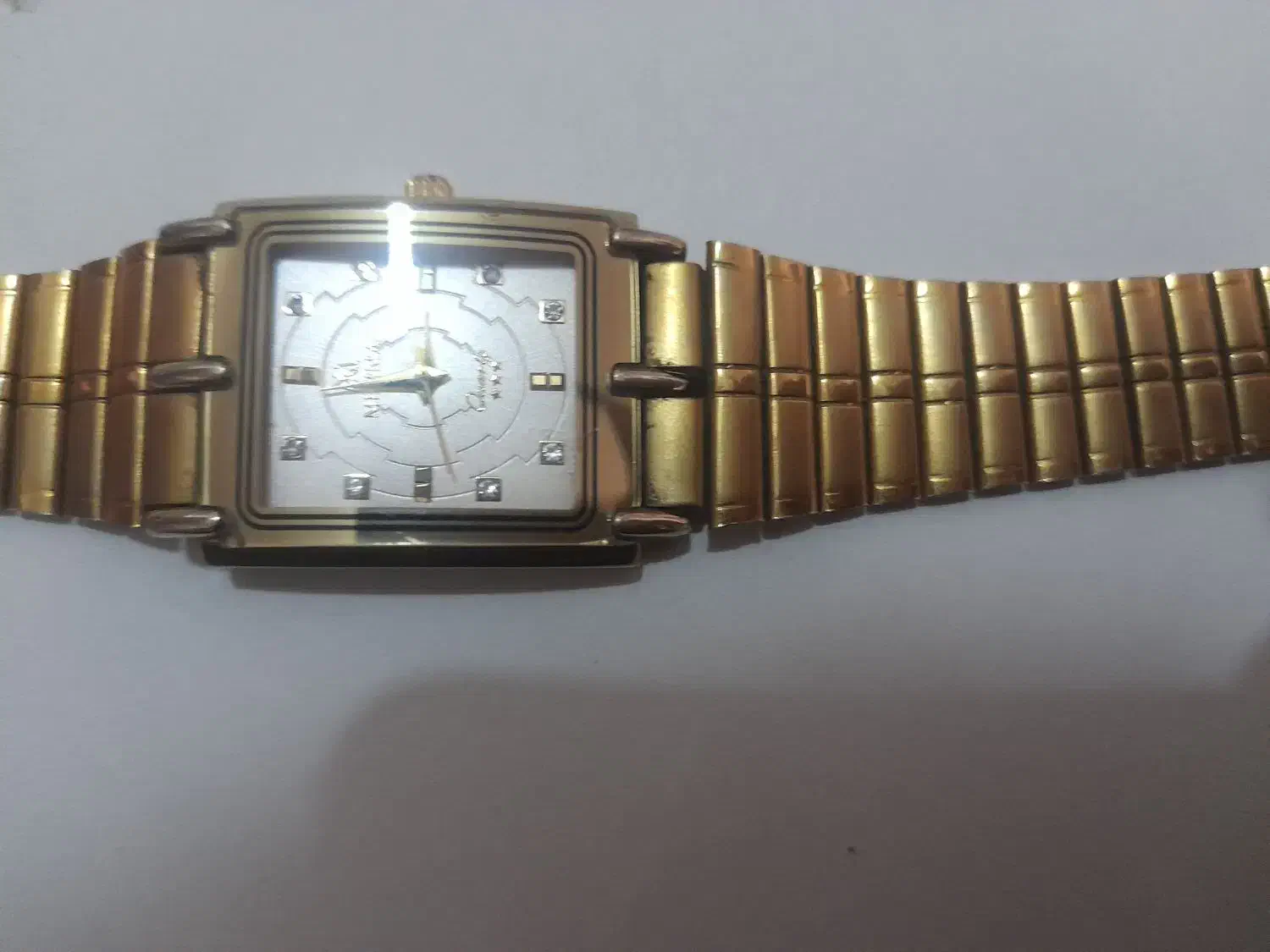 سا.عت.|ساعت|سراوان, |دیوار