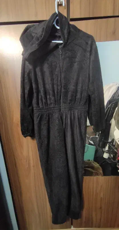 لباس زنانه|لباس|شیراز, پانصد دستگاه ارتش|دیوار